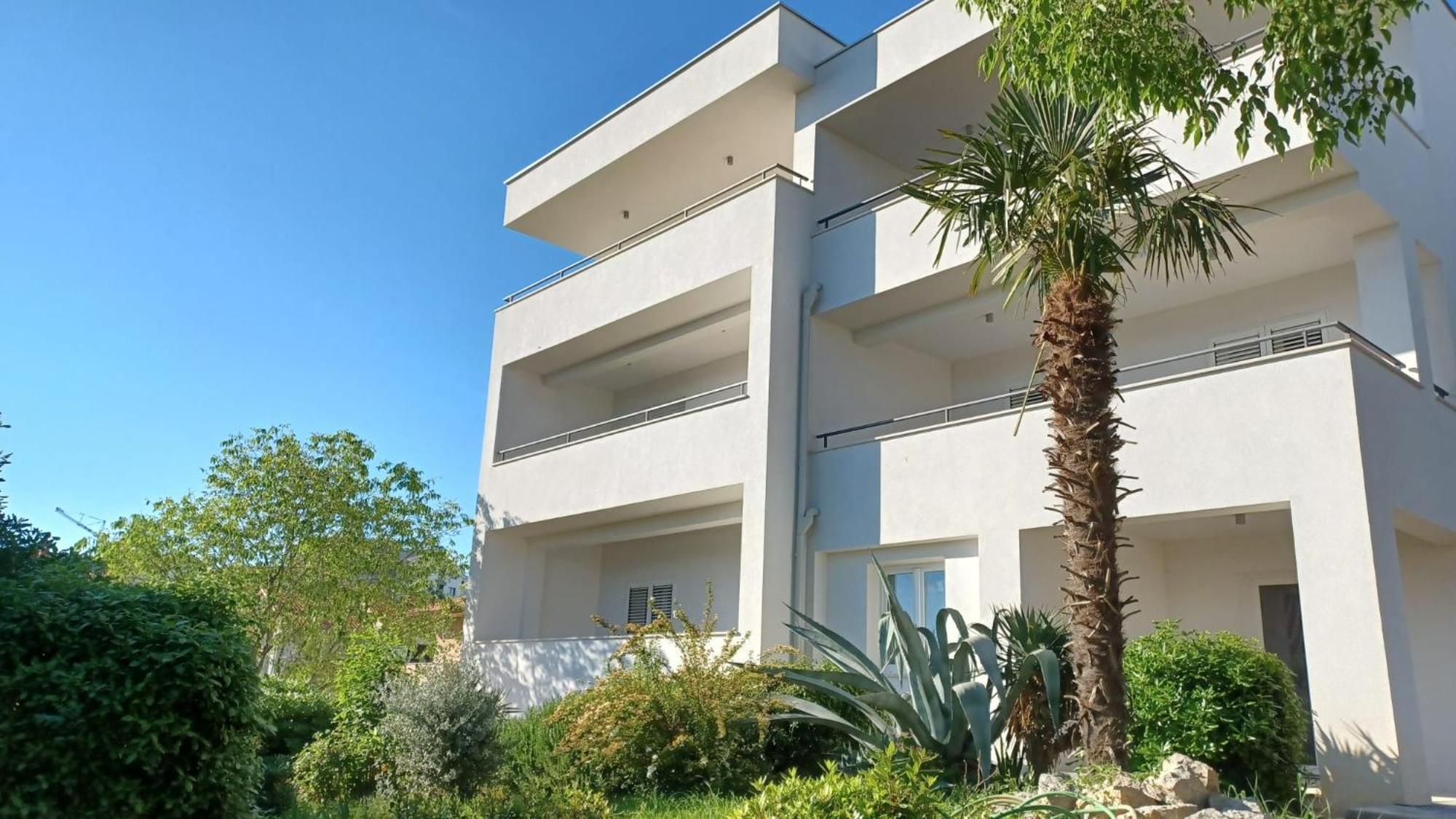 Apartments Daria Krk Town Exterior foto
