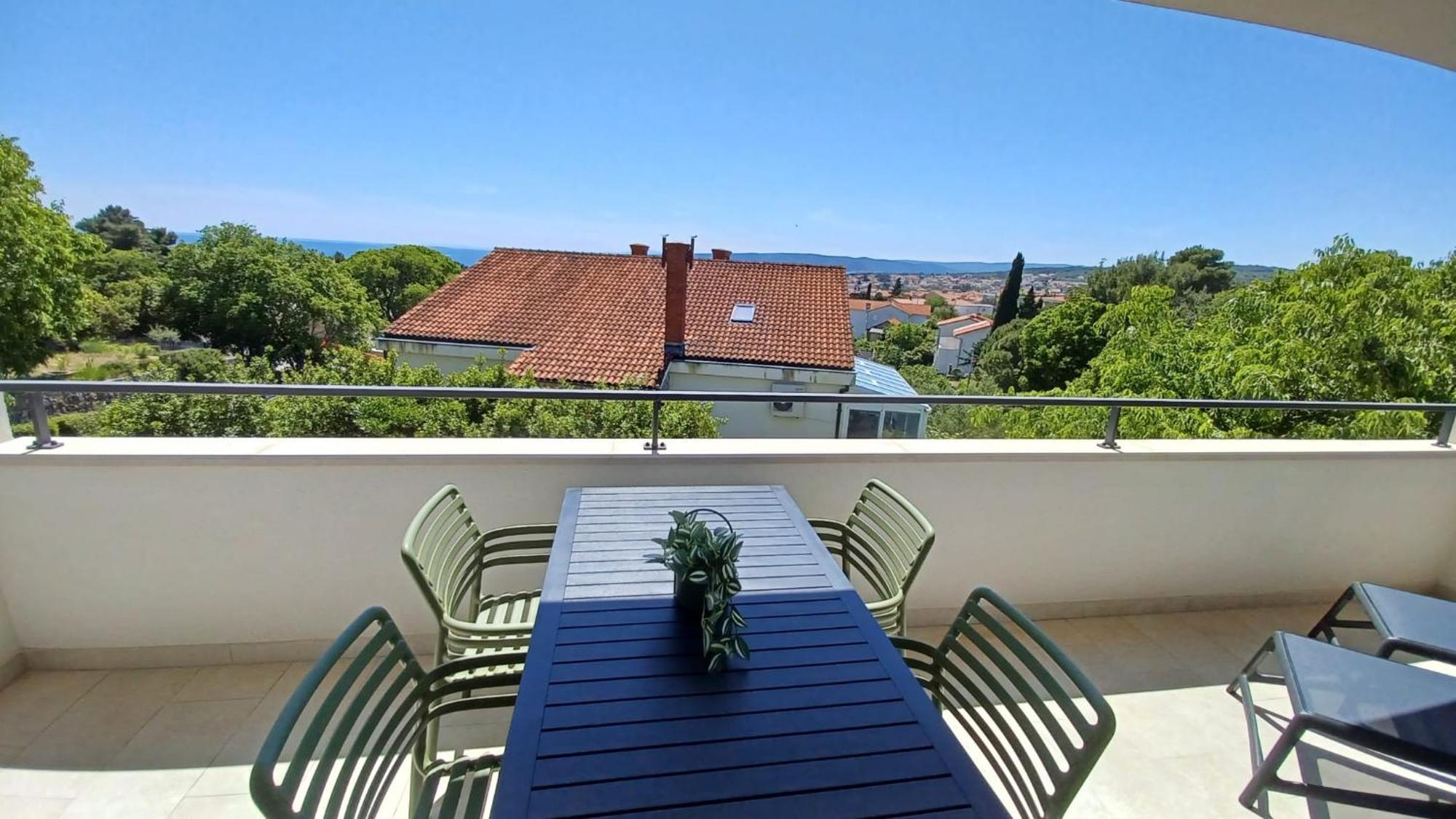 Apartments Daria Krk Town Exterior foto